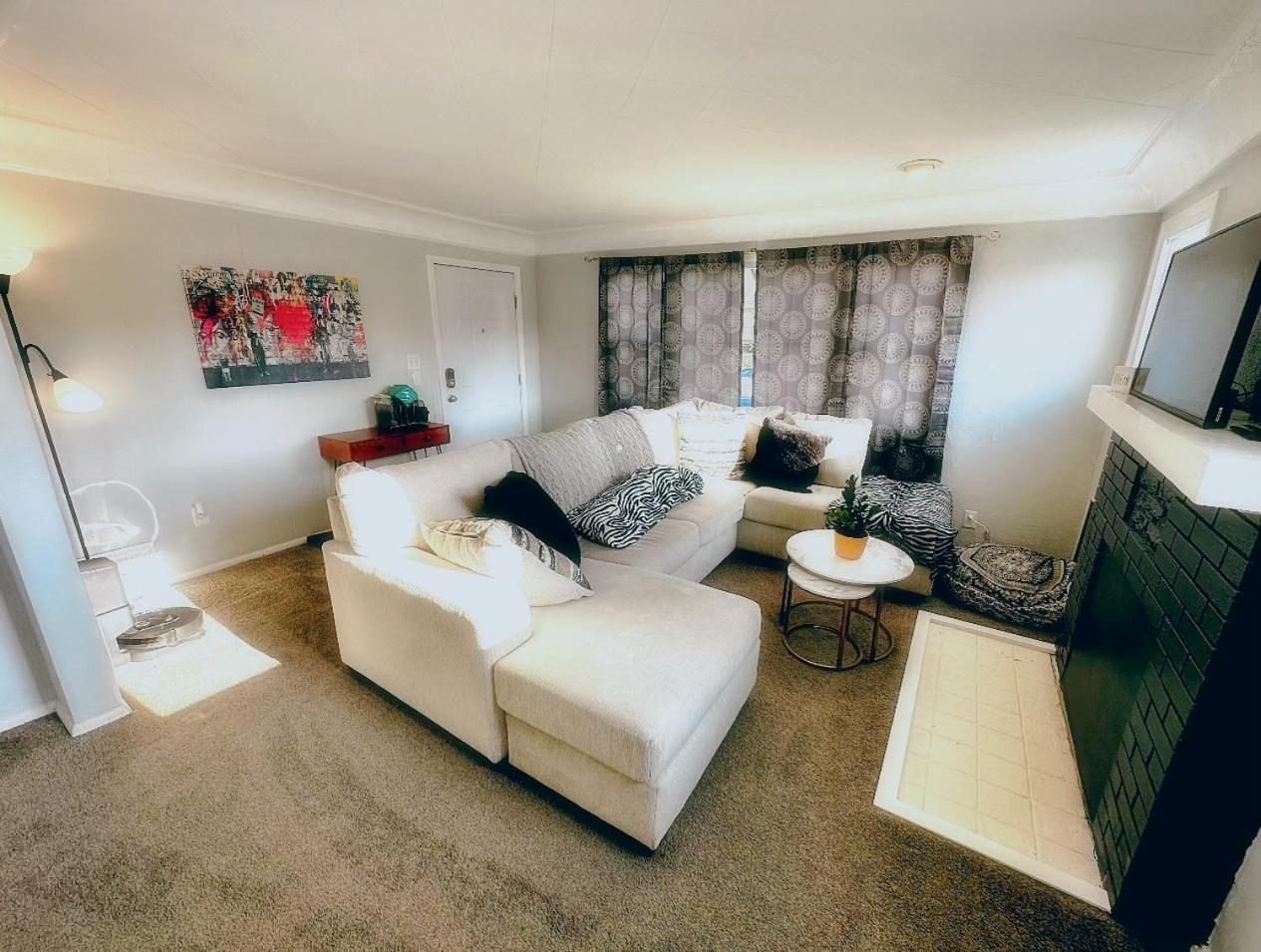 Tacoma Homestay- With Breakfast Included-Private Room エクステリア 写真